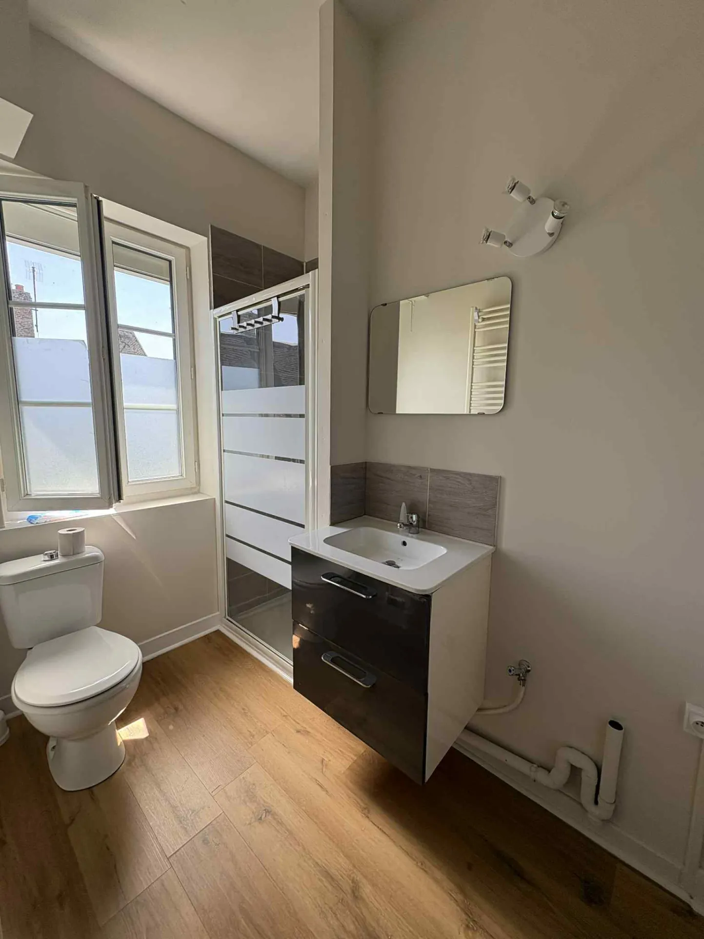 Immeuble d'investissement en centre-ville d’Abbeville - Plusieurs lots disponibles 