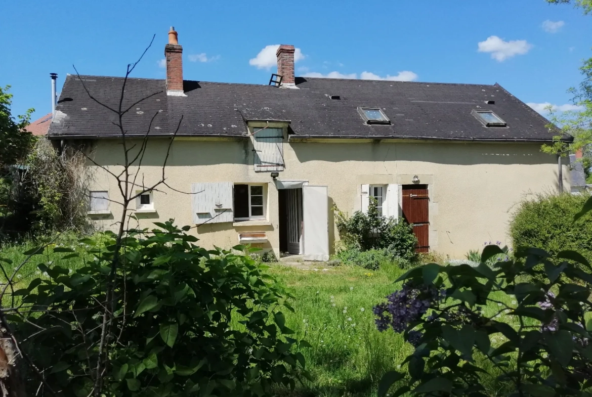 Ancienne ferme à Parigny-les-Vaux de 98 m² avec jardin de 1408 m² à vendre 