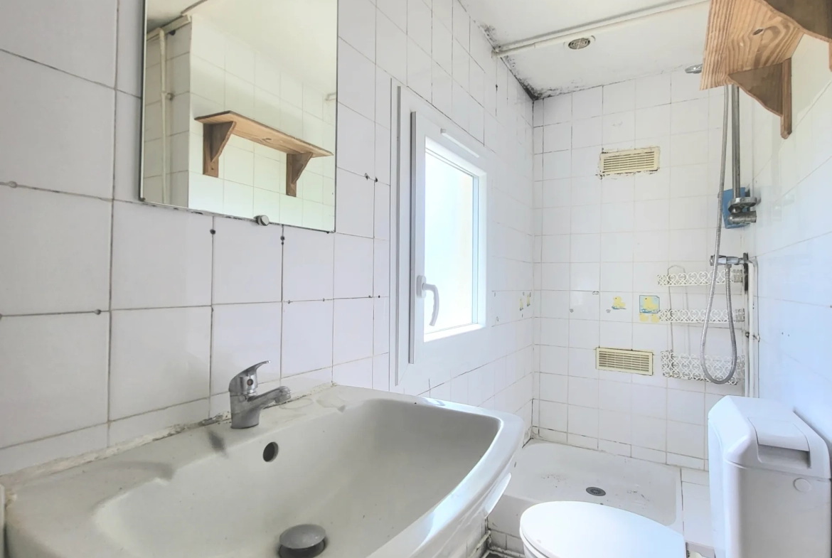 Appartement lumineux avec terrasse et jardin à Boissy l'Aillerie 