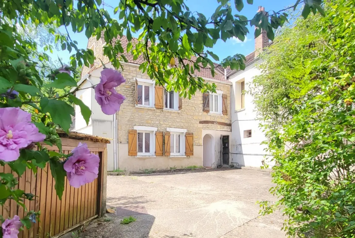 Appartement lumineux avec terrasse et jardin à Boissy l'Aillerie 