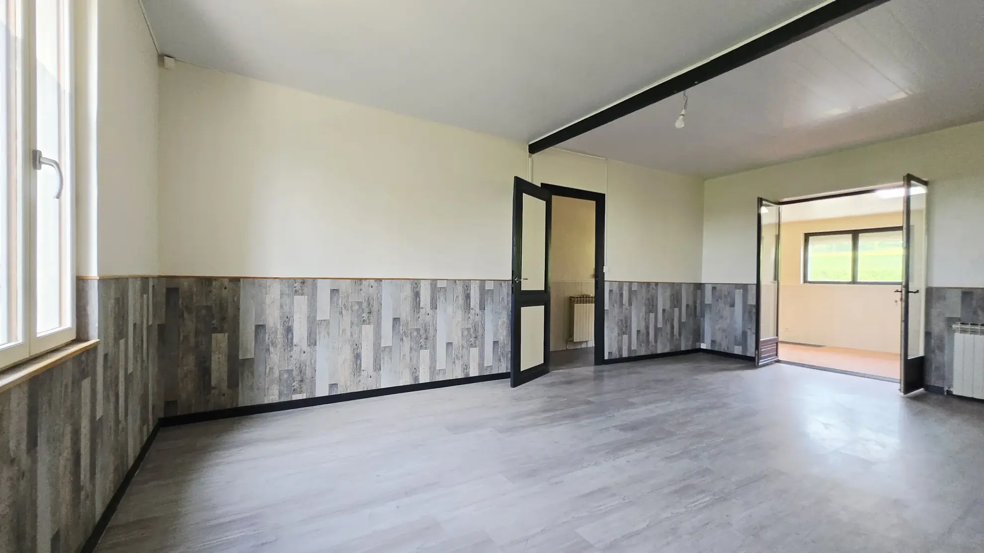 Maison en pierre avec 3 logements dans le vignoble de Saint-Emilion 