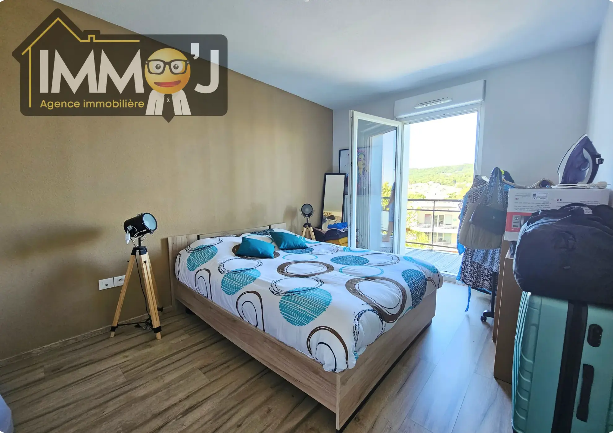 Appartement 2 pièces avec terrasse à Nancy, dernier étage, résidence sécurisée 