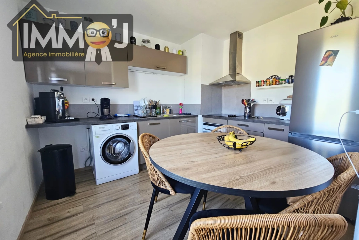 Appartement 2 pièces avec terrasse à Nancy, dernier étage, résidence sécurisée 