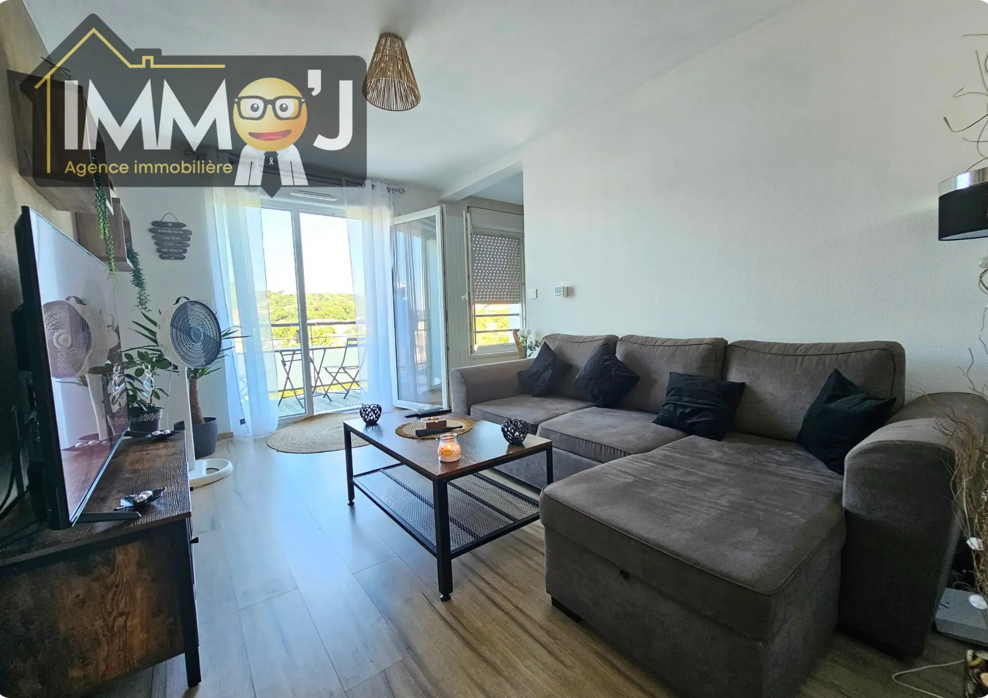 Appartement 2 pièces avec terrasse à Nancy, dernier étage, résidence sécurisée 