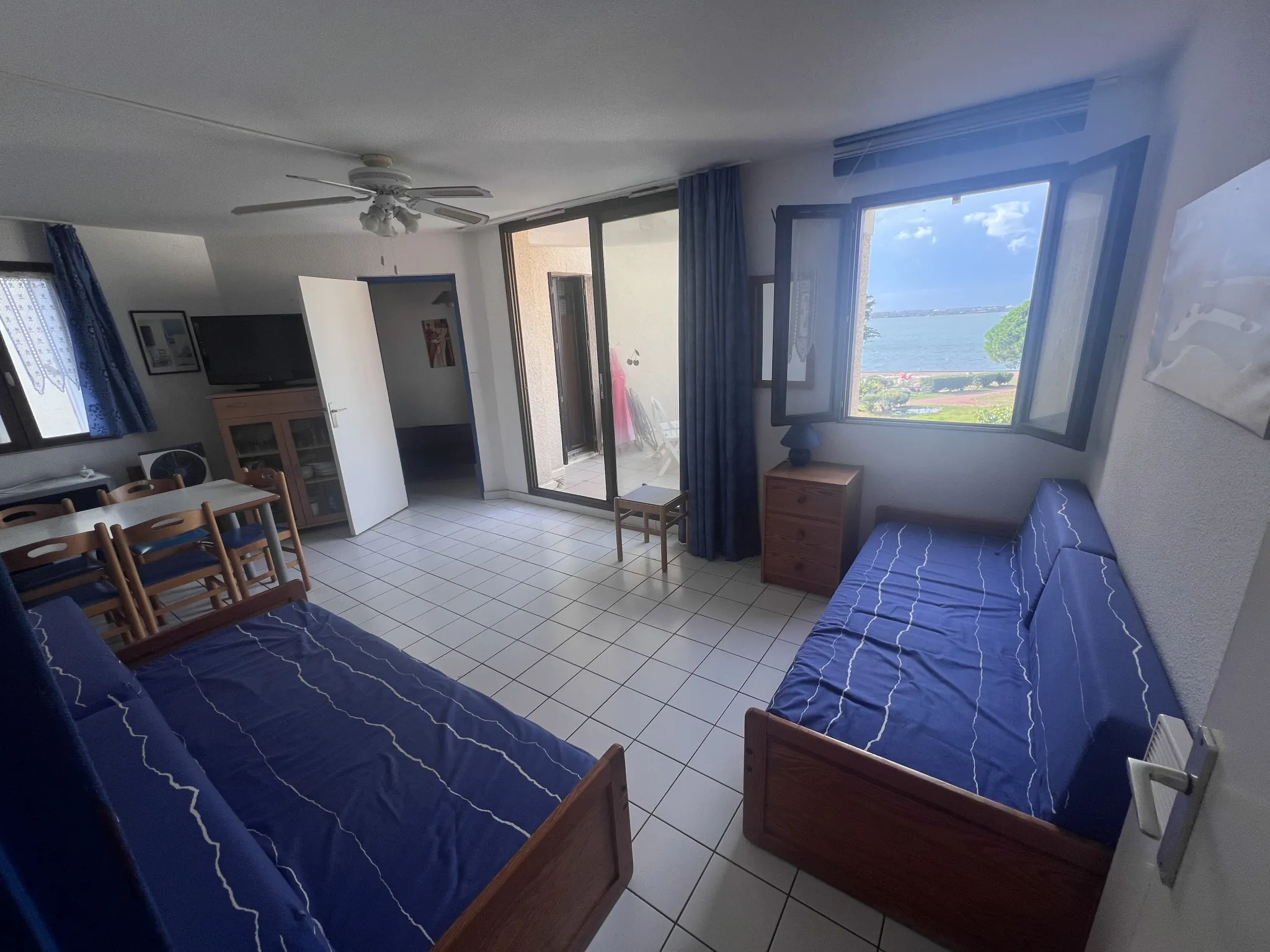 Appartement 2 pièces avec terrasse et vue sur lac, montagne à Le Barcarès 
