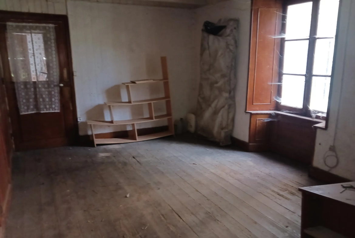 Ensemble immobilier à Gevigney-et-Mercey avec fort potentiel de rénovation 