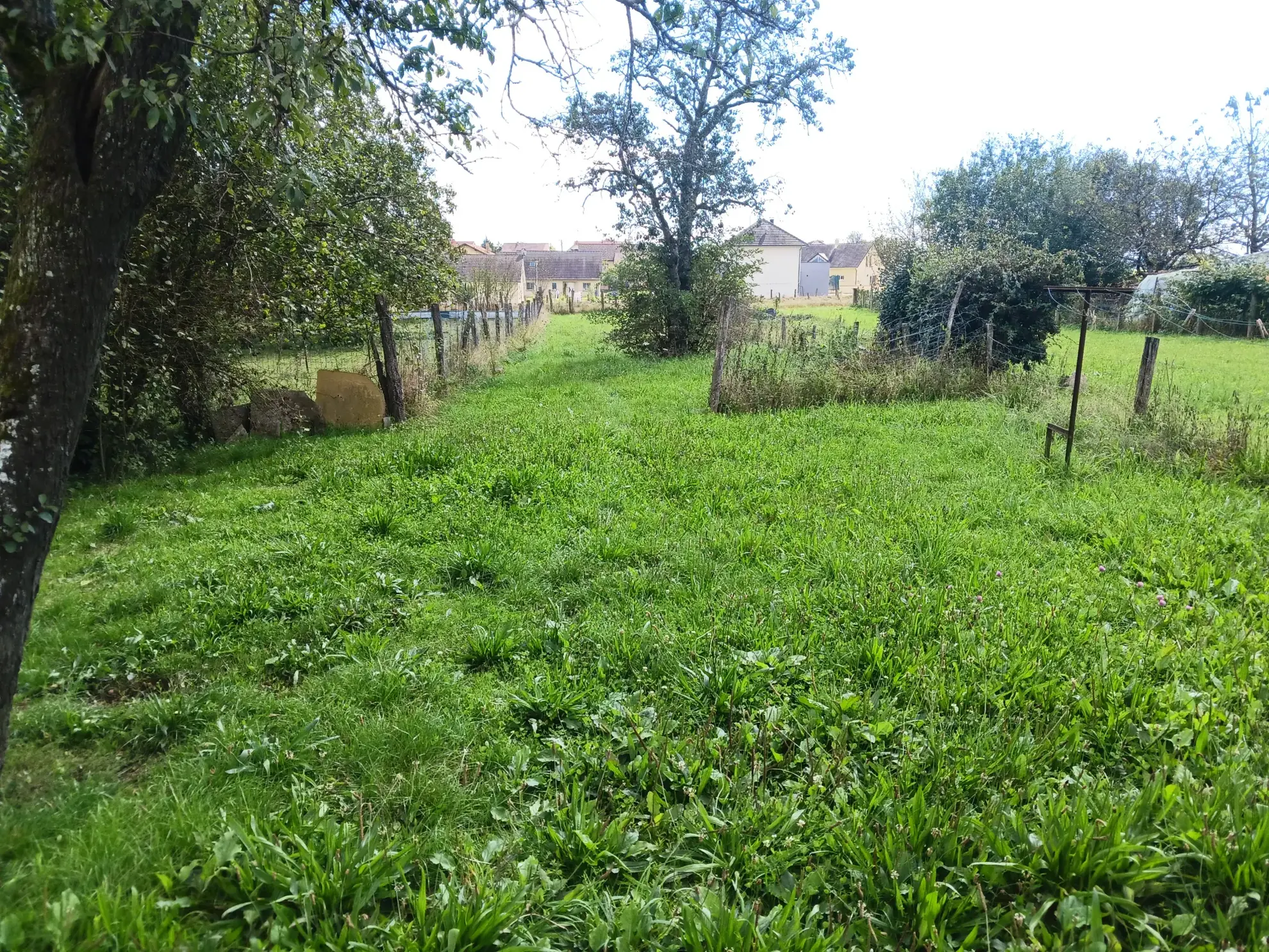 Ensemble immobilier à Gevigney-et-Mercey avec fort potentiel de rénovation 