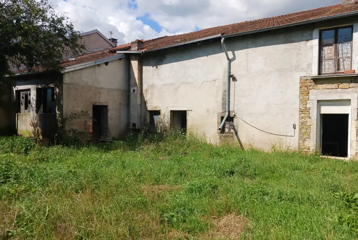 Ensemble immobilier à Gevigney-et-Mercey avec fort potentiel de rénovation 