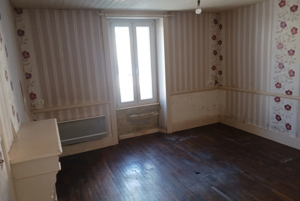 Ensemble immobilier à Gevigney-et-Mercey avec fort potentiel de rénovation 
