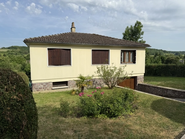 Maison de 75m² avec terrain constructible à Pontchardon en vente