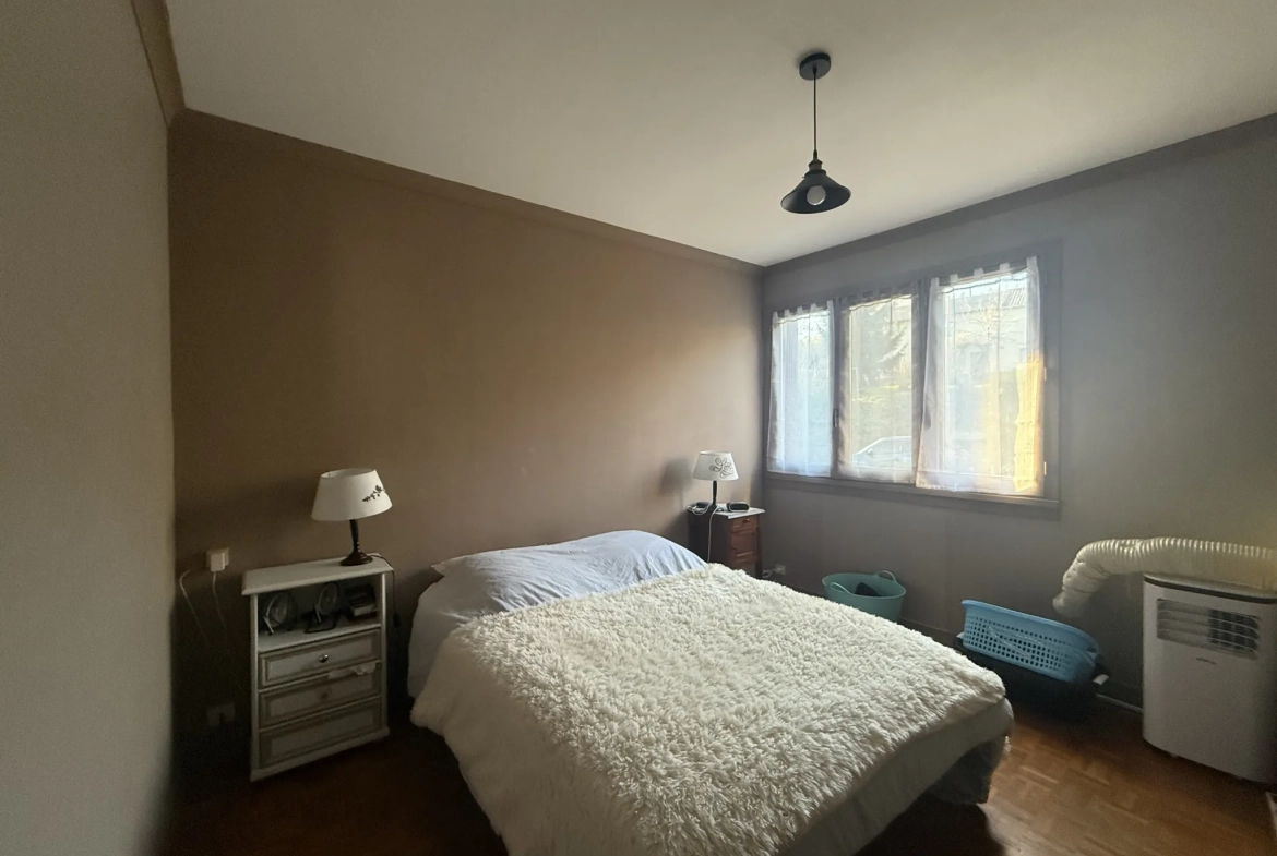 Maison de 75m² avec terrain constructible à Pontchardon en vente 