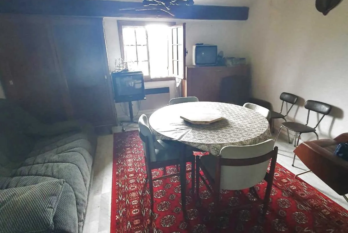 Maison jumelée à Puimoisson de 90m² avec jardin, proche du Verdon à vendre 
