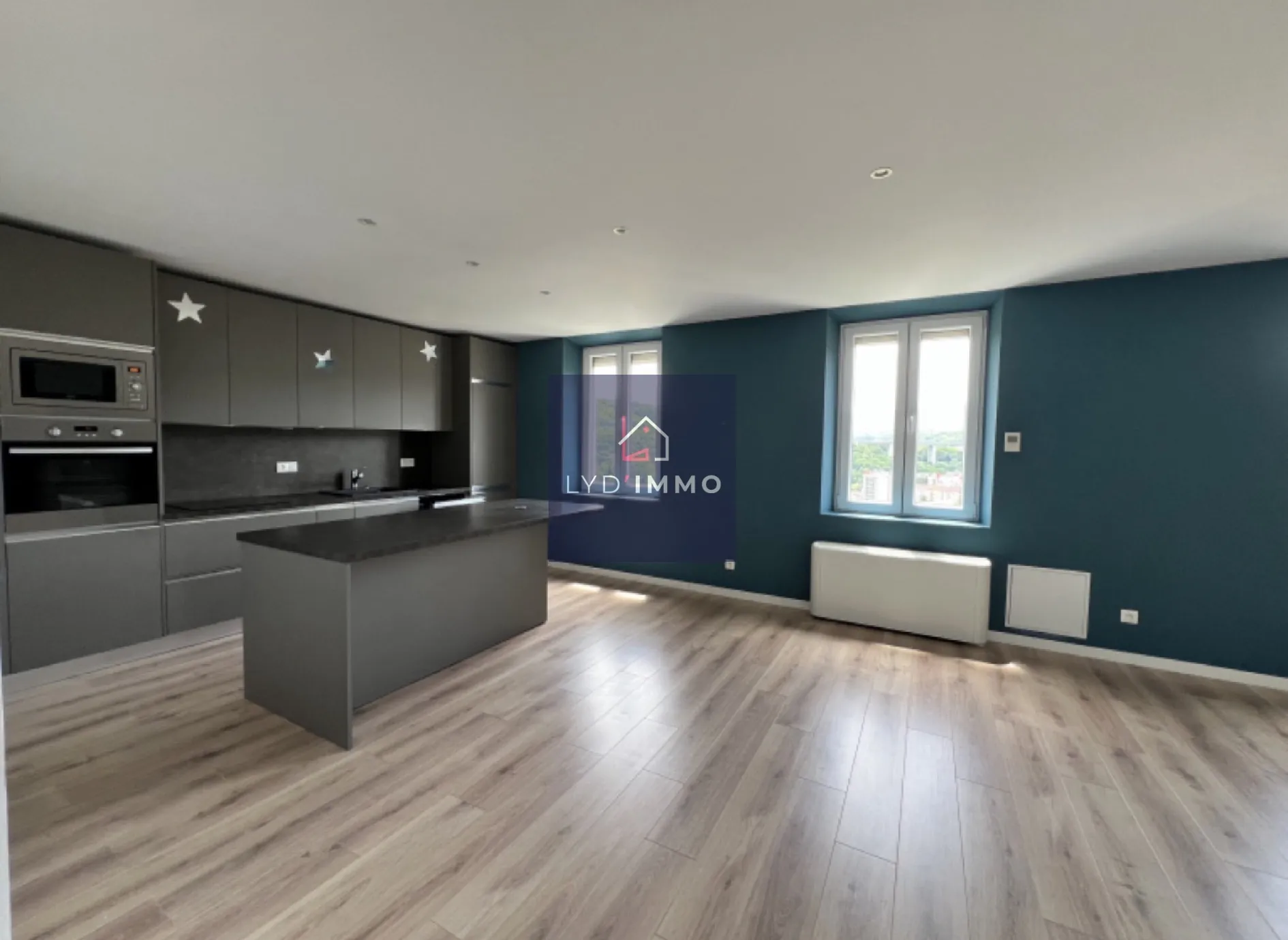 Bel appartement T5 à Valserhône avec garage, cave et chauffage électrique réversible 