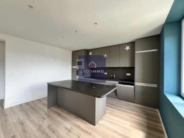 Bel appartement T5 à Valserhône avec garage, cave et chauffage électrique réversible