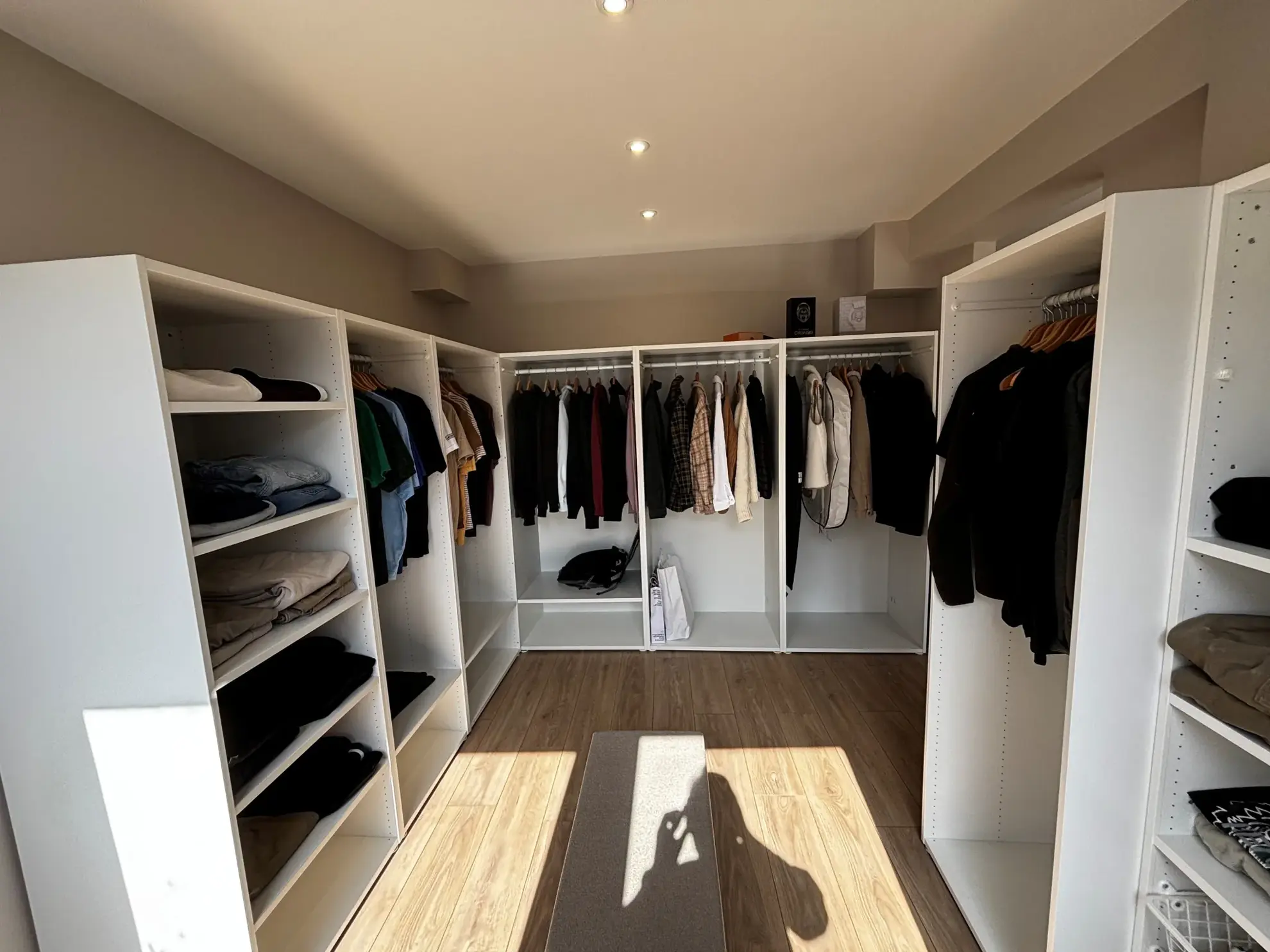 Appartement rénové de 92 m² avec terrasse et parking privé à Montbéliard 