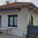 Belle maison de ville de 86 m² à Saint-Genest-Lerpt avec terrasse et parking
