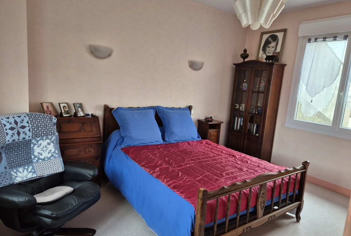 Immeuble résidentiel à vendre au centre-ville de Fouras avec deux logements 