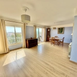 Appartement T3 avec balcon, cave et parking à Six-Fours-Les-Plages