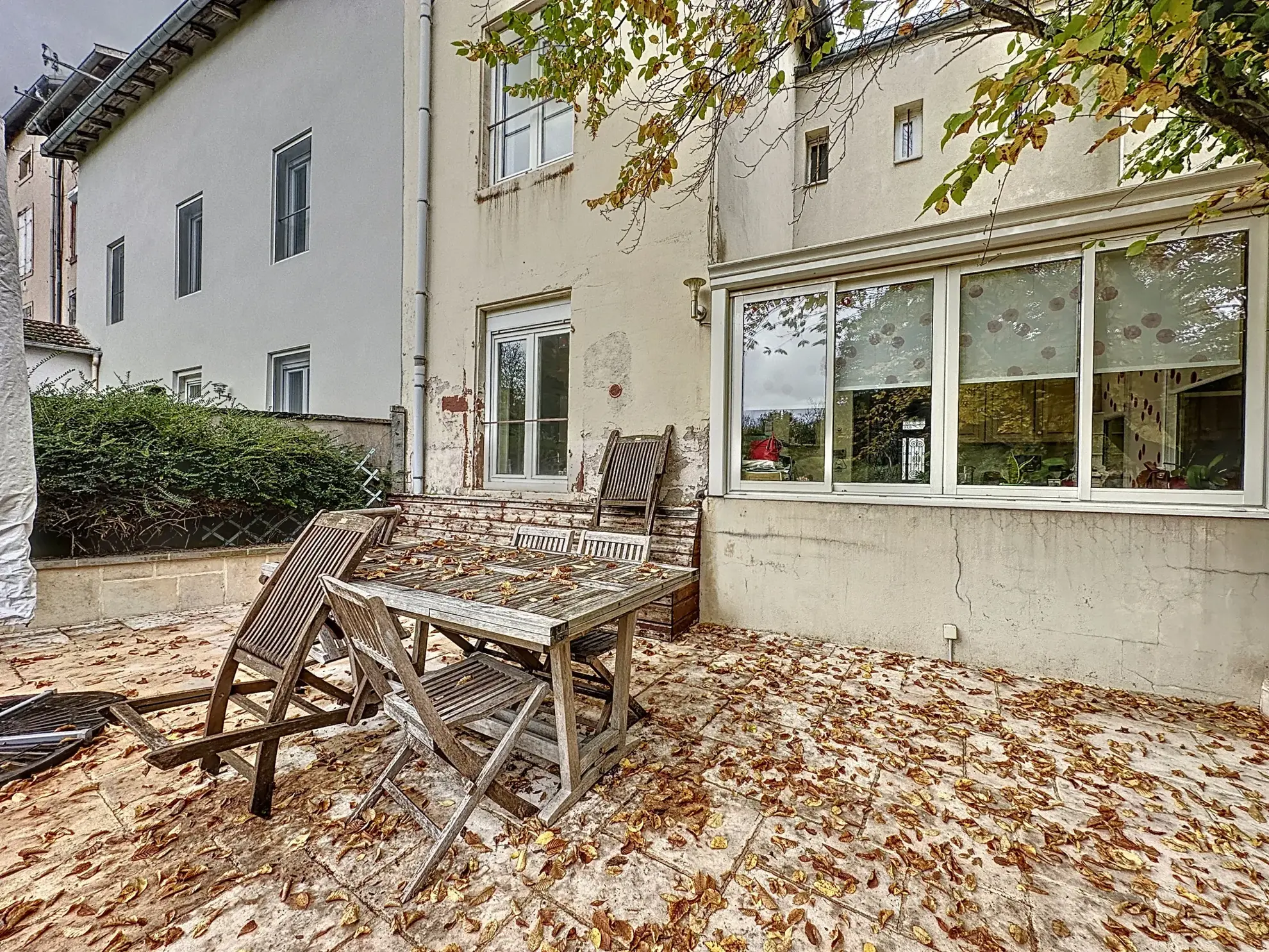 Superbe maison de maître à Mirecourt, 4 chambres, jardin et confort moderne 