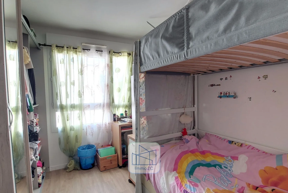 Belle maison neuve de 3 chambres à Nantes Nord avec jardin et proximité des transports 