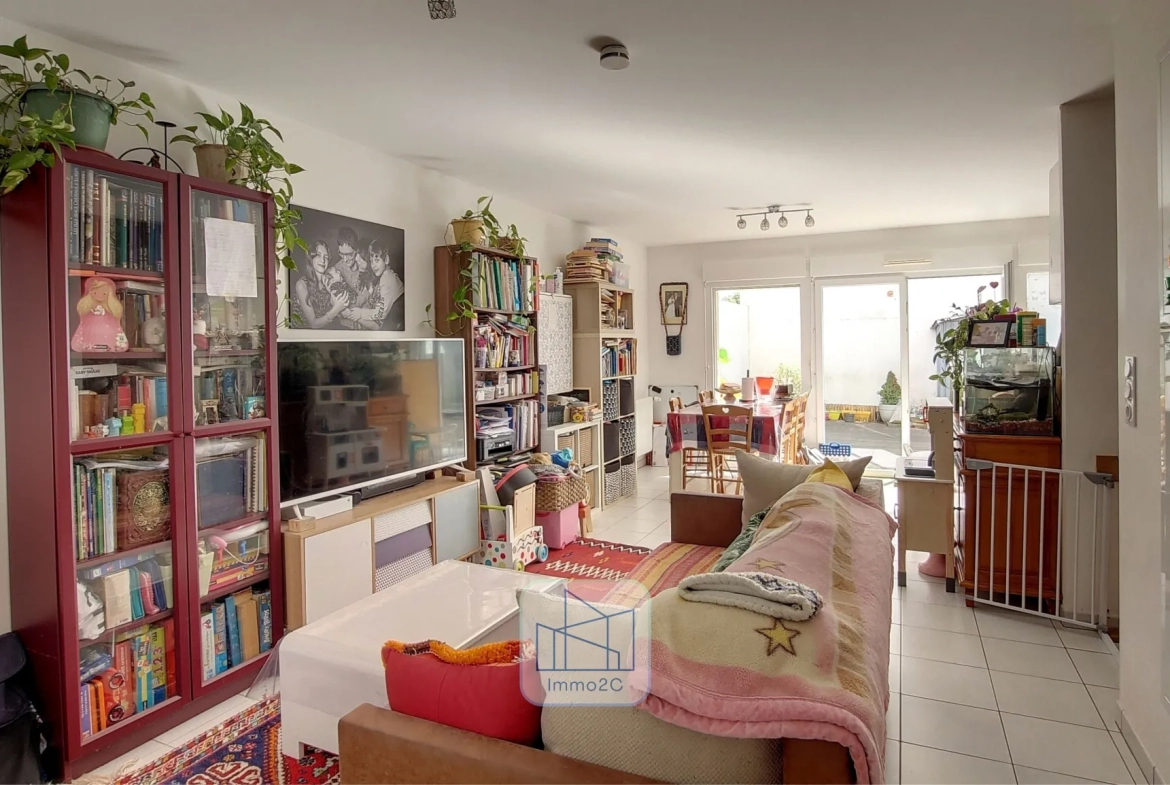 Belle maison neuve de 3 chambres à Nantes Nord avec jardin et proximité des transports 