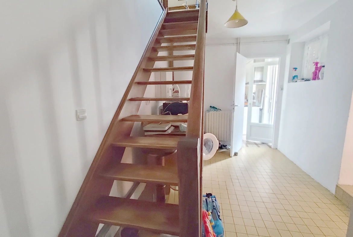 Maison de 119,45 m² à Monhoudou avec garage et terrain de 439 m² 