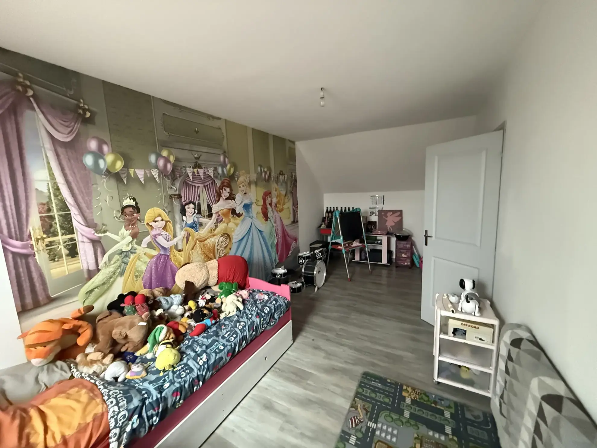 Maison de 112 m² à Fyé avec terrain et dépendances, proche commerces 