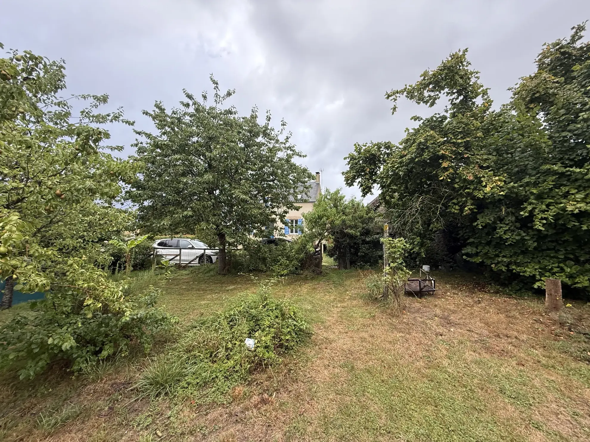 Maison de 112 m² à Fyé avec terrain et dépendances, proche commerces 