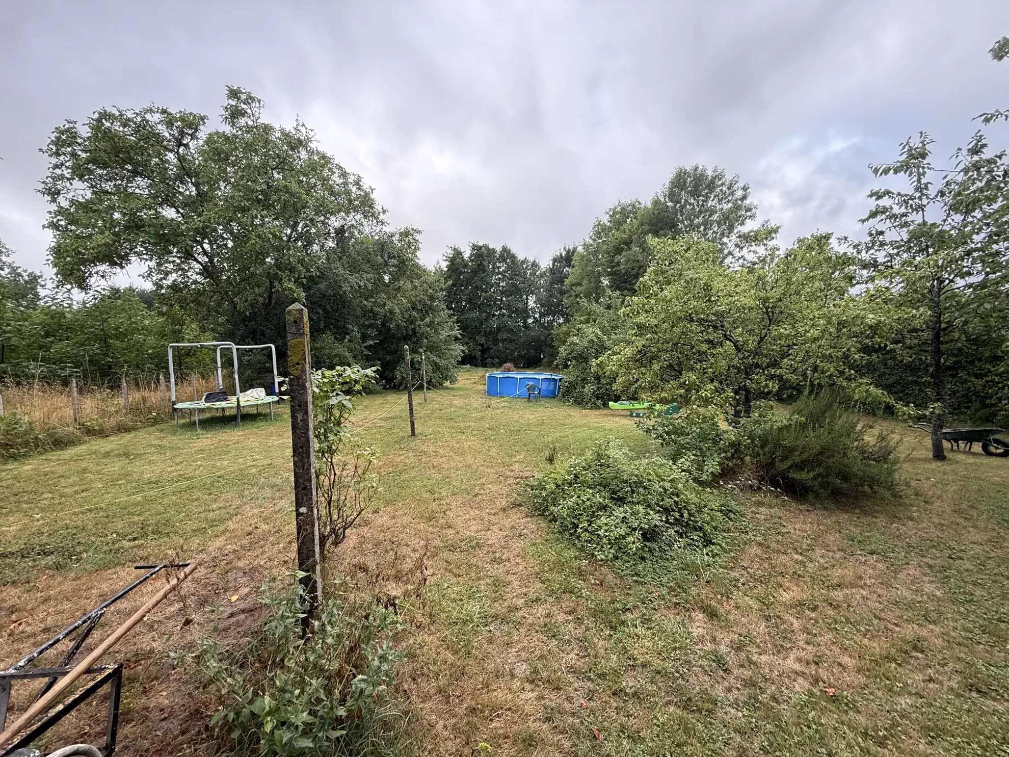 Maison de 112 m² à Fyé avec terrain et dépendances, proche commerces 
