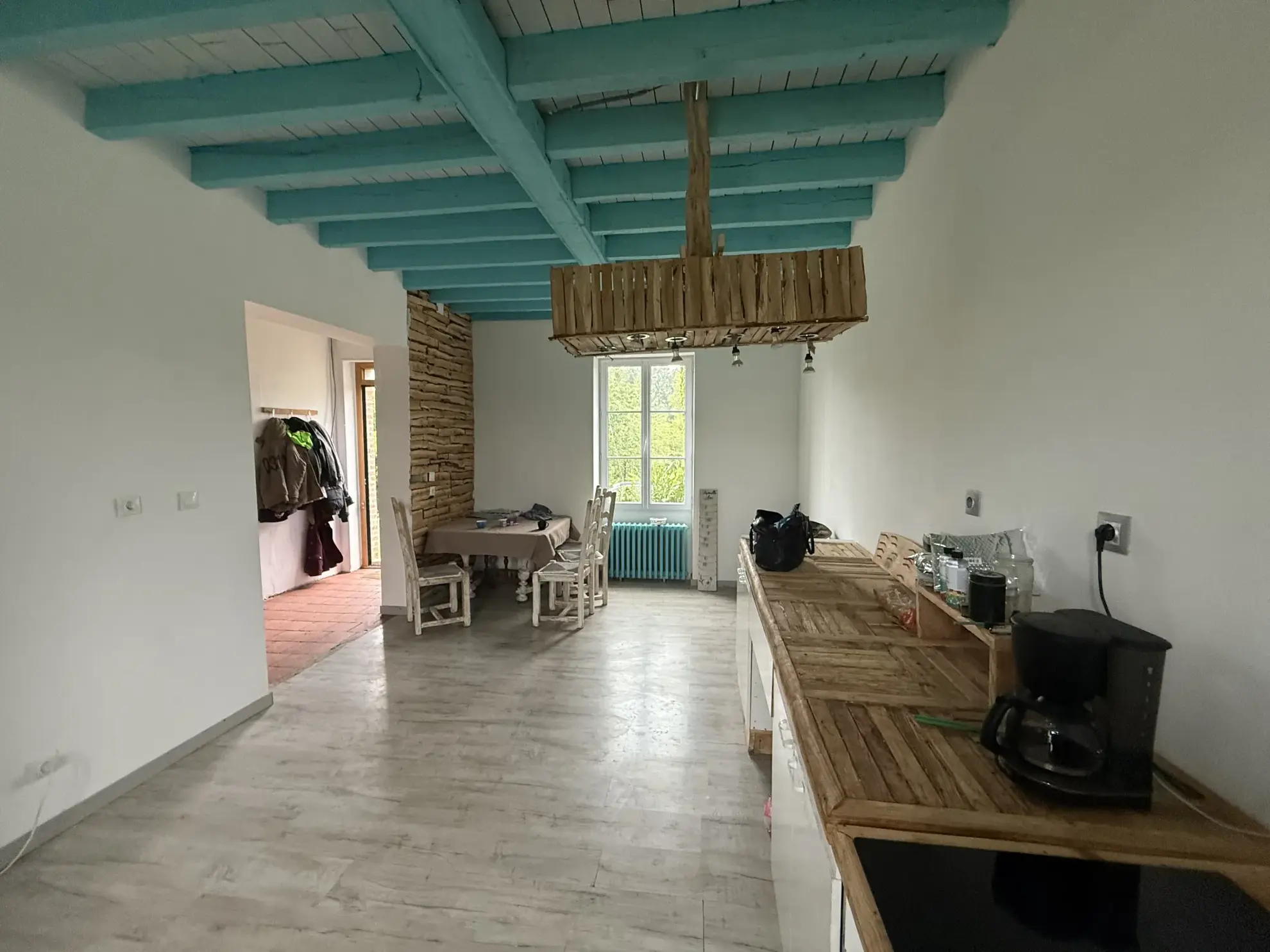 Maison de 112 m² à Fyé avec terrain et dépendances, proche commerces 