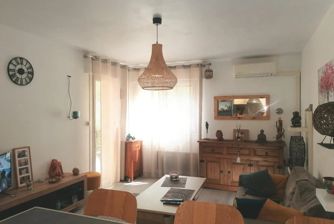 Appartement rez-de-jardin à vendre à Six Fours Les Plages – 38 m² avec extérieur 