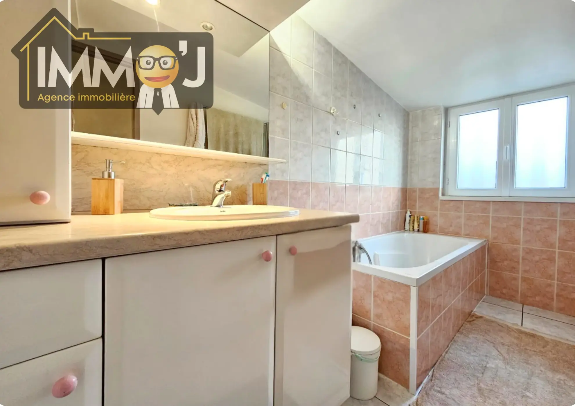 Appartement 4 pièces en dernier étage à Jarville - Investissement et confort 