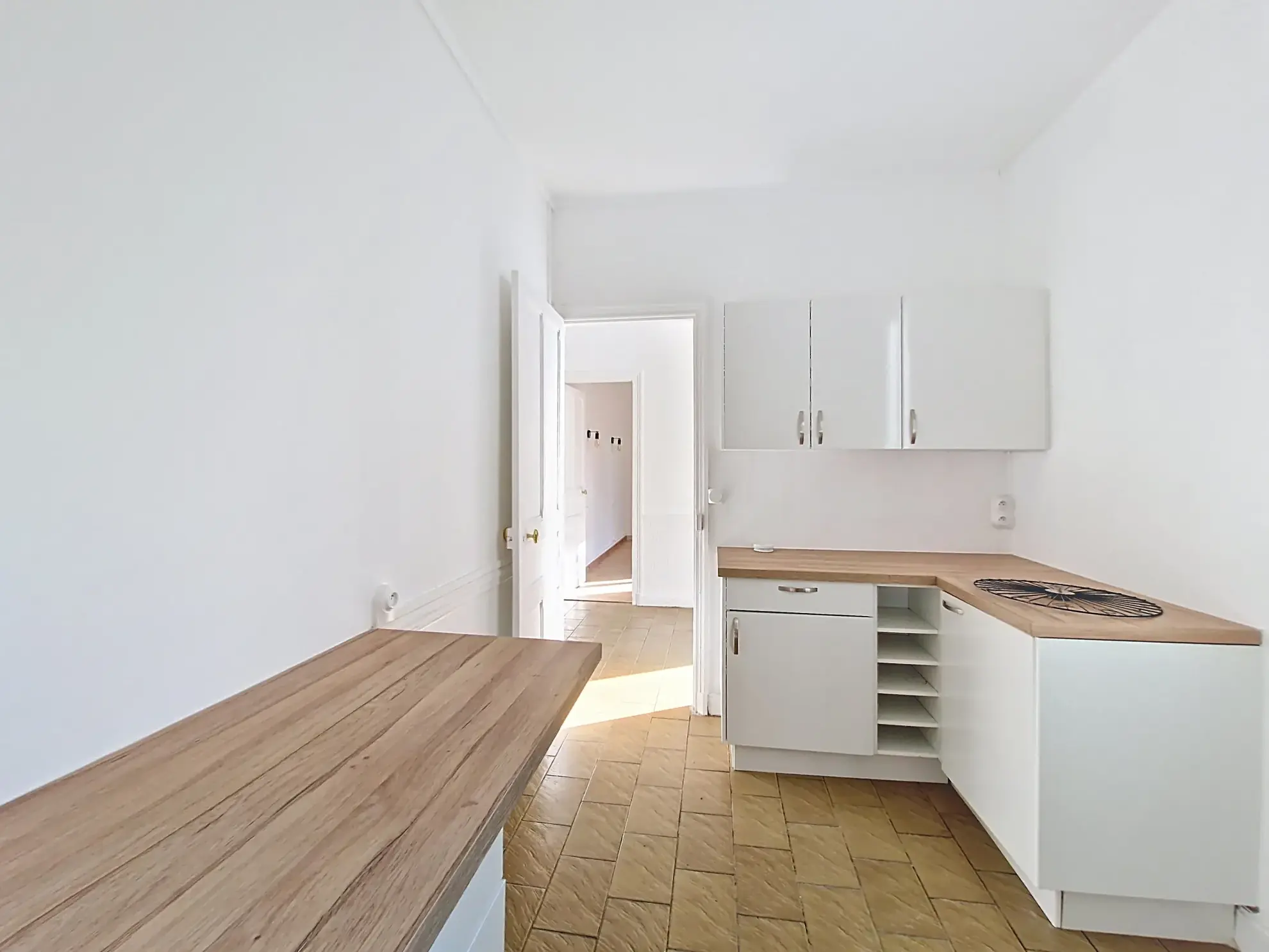 Maison à Bourganeuf de 125 m² avec terrain, garage et terrasse 
