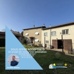 Maison de village à Chonas L'Amballan avec grands espaces et potentiel d'investissement