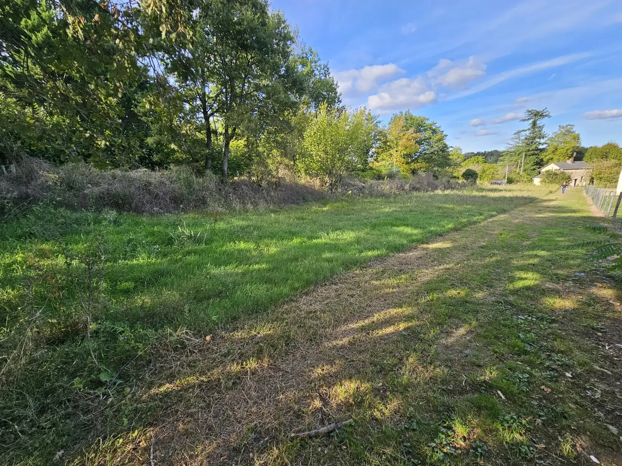 Terrain à bâtir de 1332 m² en zone UB et A à Le Blanc, Prix attractif 