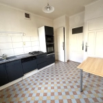 Bel appartement F4 traversant avec cave, grenier et parking à Saint-Étienne