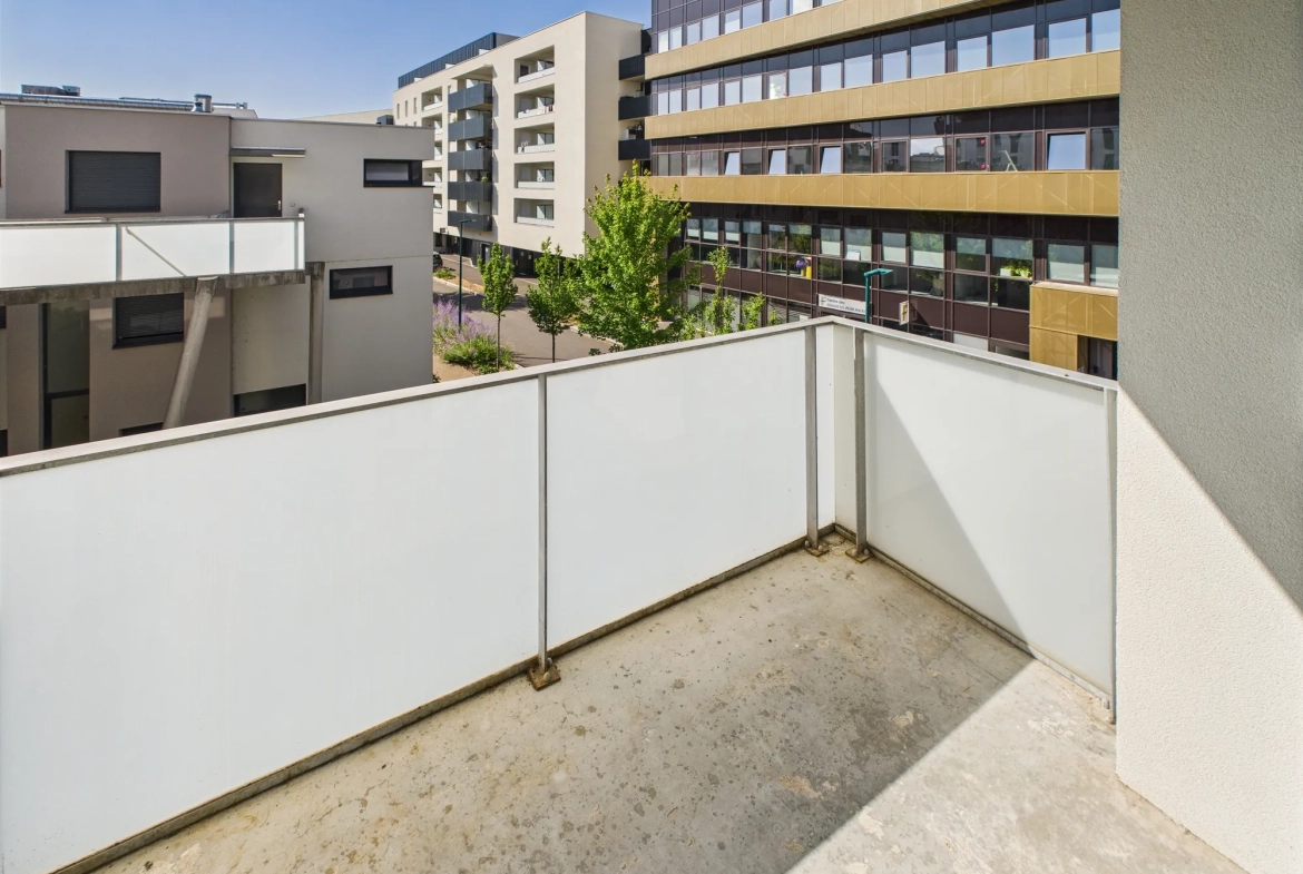 Appartement T2 à Saint-Louis de 44,65 m² avec parking et balcon 
