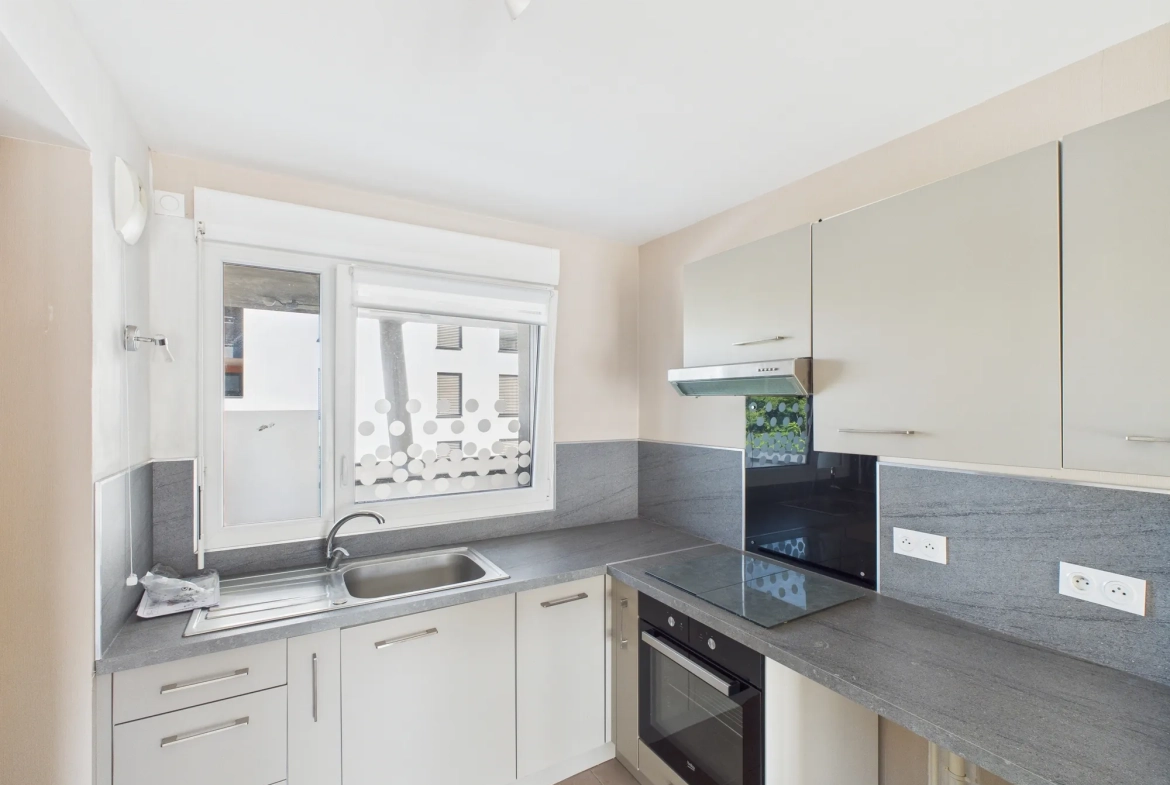 Appartement T2 à Saint-Louis de 44,65 m² avec parking et balcon 