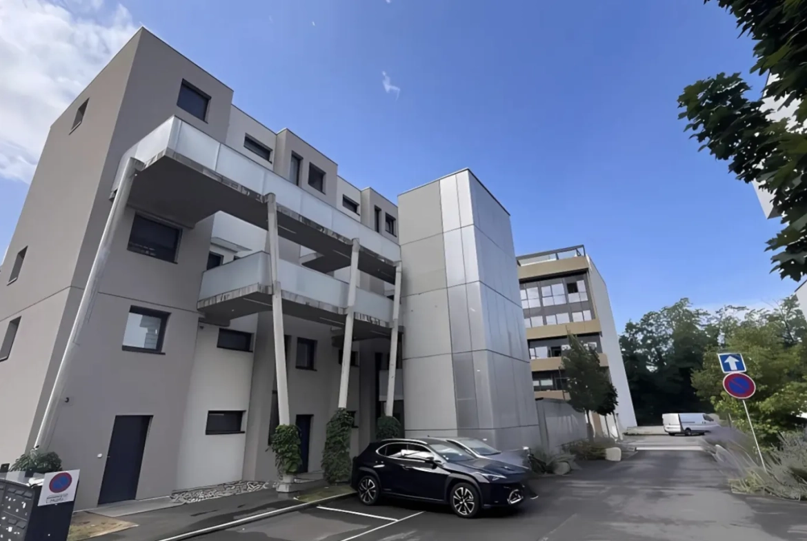 Appartement T2 à Saint-Louis de 44,65 m² avec parking et balcon 