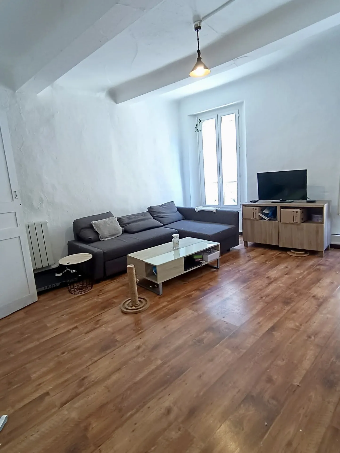 Maison de village à Peyruis de 80 m² avec terrasse et vue dégagée 