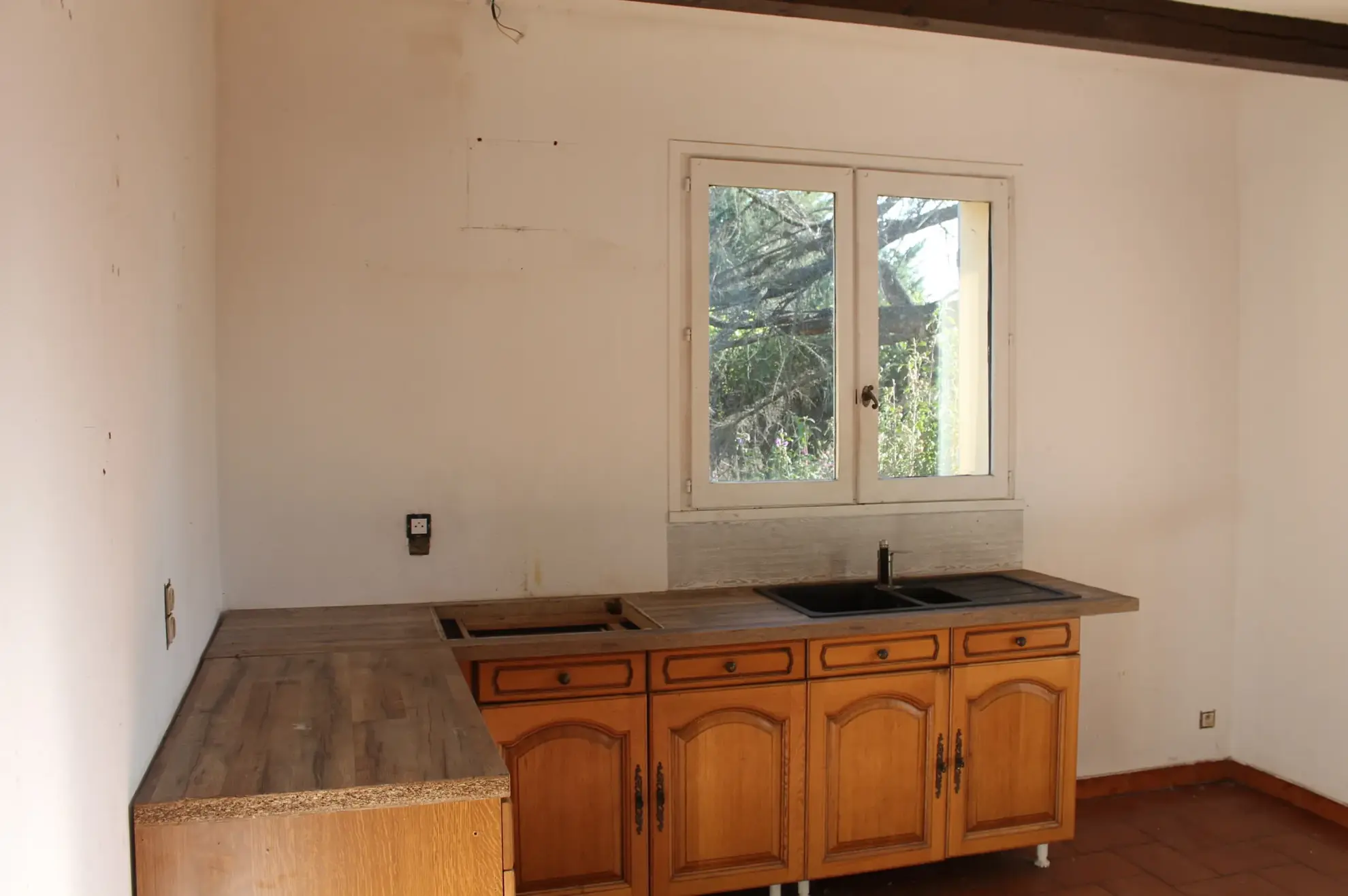 Maison familiale à Chanas de 114 m² avec grand terrain proche commodités 