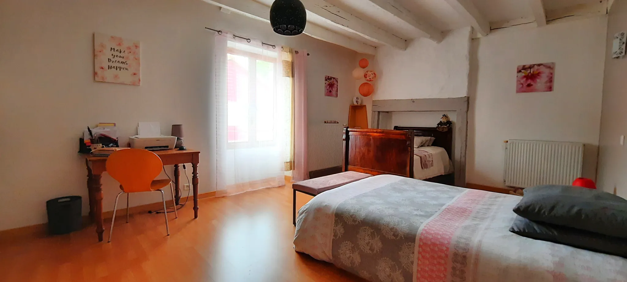Maison en pierre avec 4 chambres, jardin et garage à Lacapelle del Fraysse 