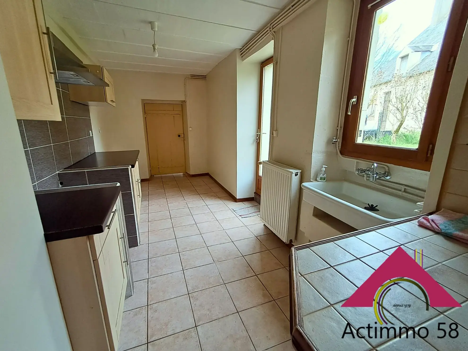 Maison familiale de 110 m2 avec jardin et garage à Ourouer-Les-Bourdelins 
