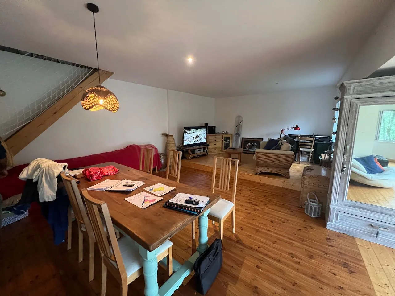 Maison en pierre rénovée avec magnifique vue sur la rivière à La Reorthe 