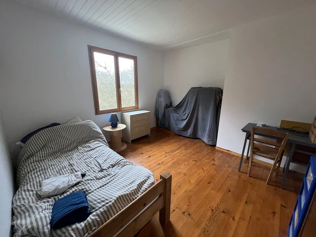 Maison en pierre rénovée avec magnifique vue sur la rivière à La Reorthe 