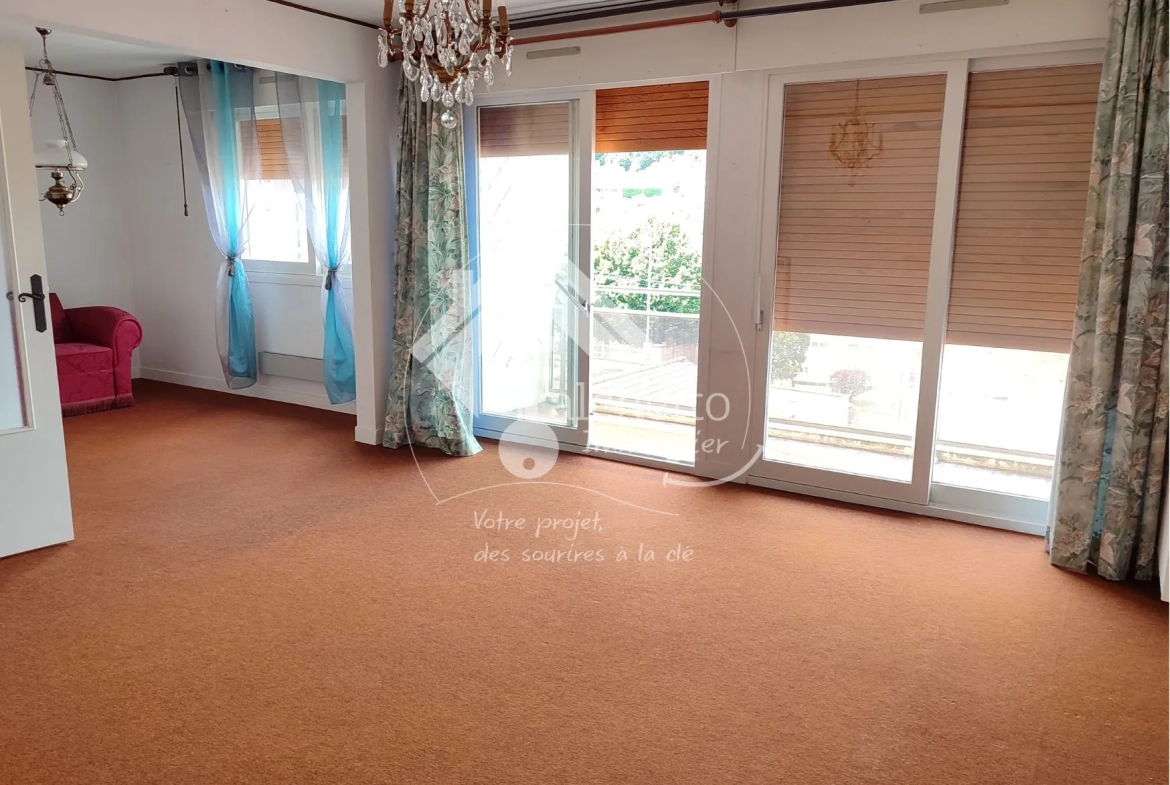Appartement T4 à Royat avec balcon, cave et garage - Situation idéale proche thermes 
