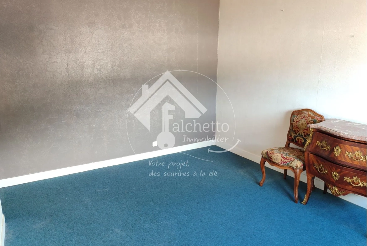 Appartement T4 à Royat avec balcon, cave et garage - Situation idéale proche thermes 