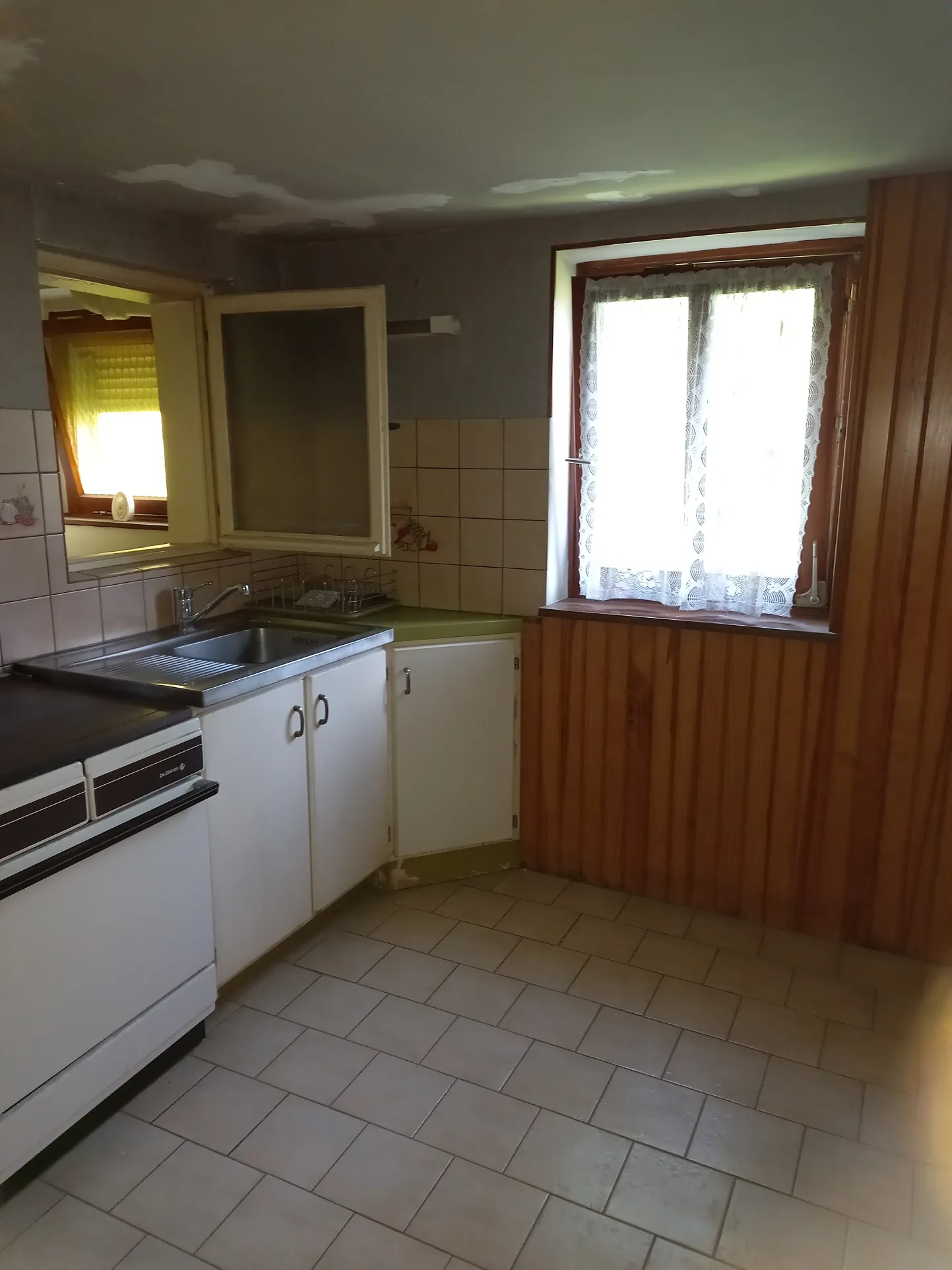 Maison de 166 m² à Manspach avec potentiel d'aménagement et dépendance 