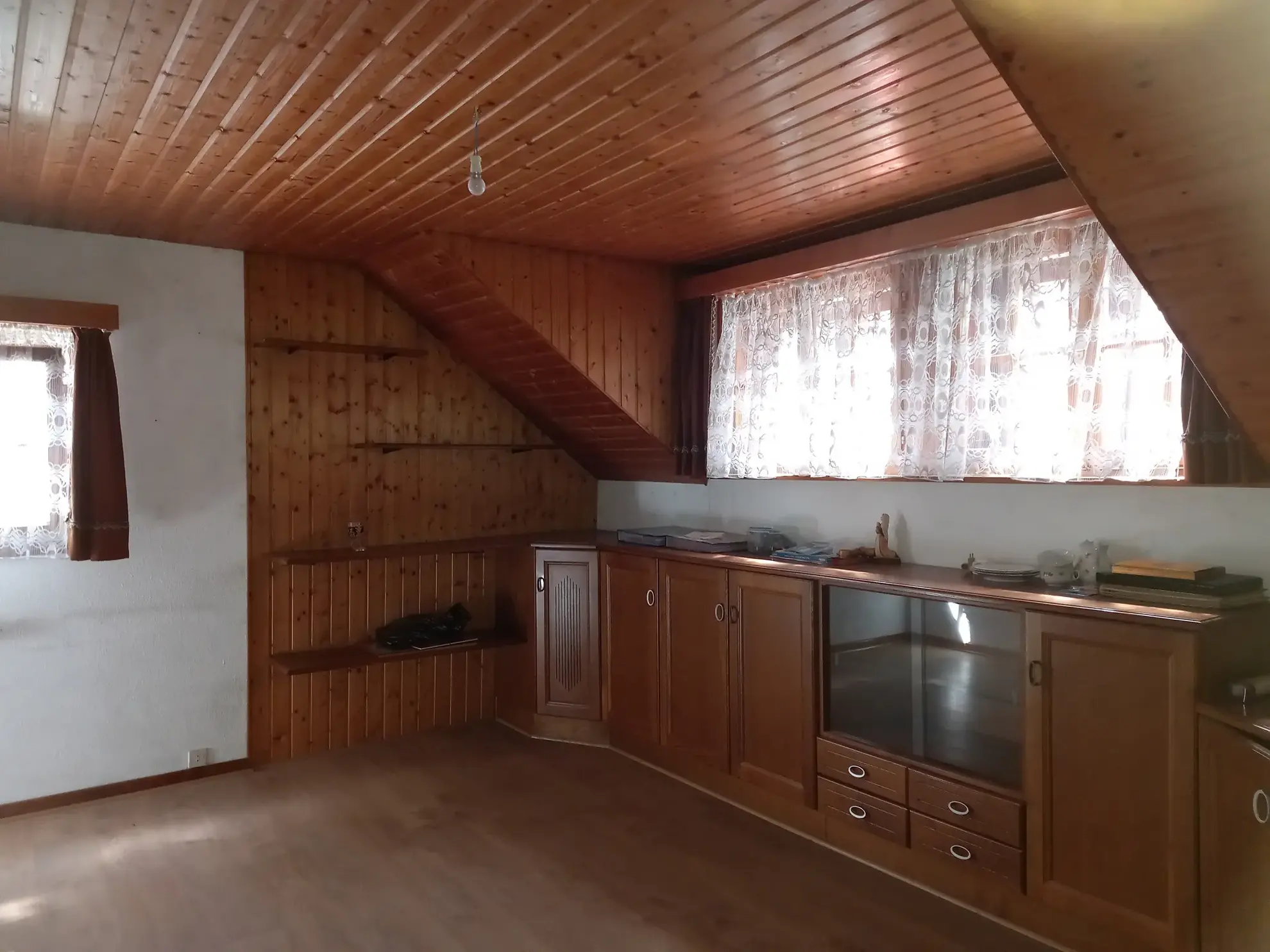 Maison de 166 m² à Manspach avec potentiel d'aménagement et dépendance 