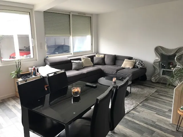 Bel appartement 2 pièces rénové de 41 m² à Saint-Nazaire avec cave 
